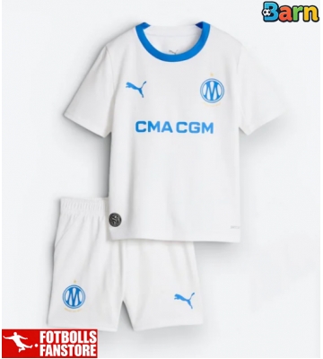 Olympique de Marseille Hemmatröja Barn 2026-27 Kortärmad (+ Korta byxor)